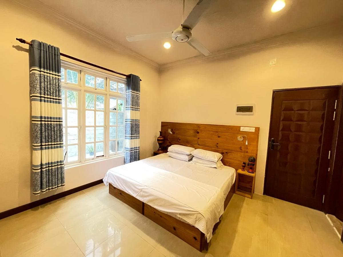 Orimas Retreat Hotell Thulusdhoo Exteriör bild