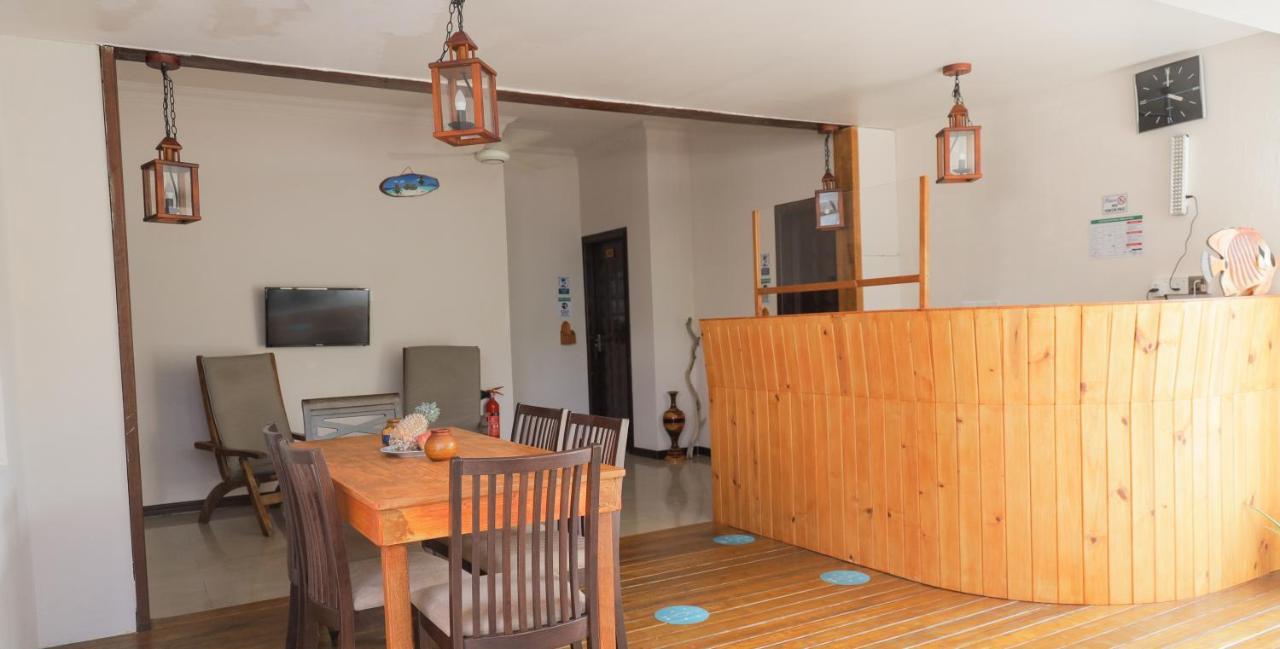 Orimas Retreat Hotell Thulusdhoo Exteriör bild